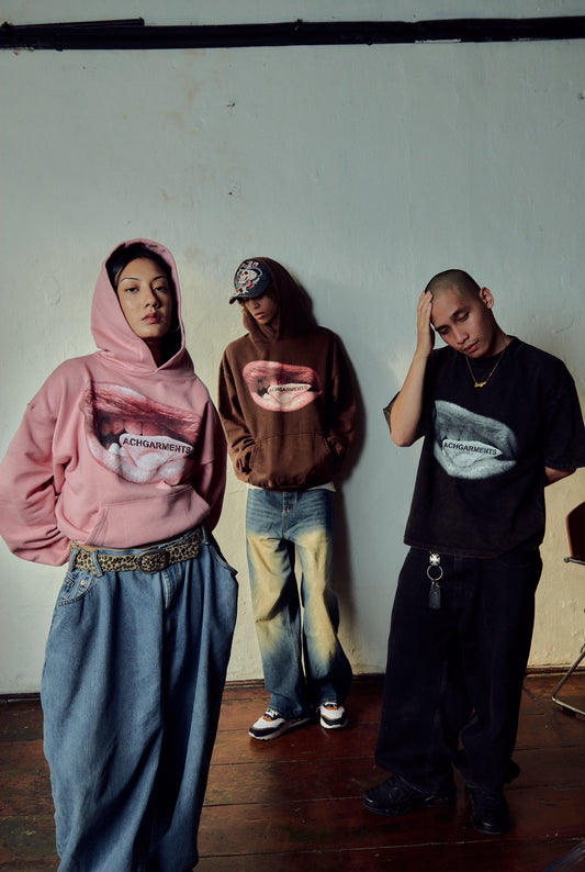 HOODIE & SWEATSHIRT GUMMY LIPS