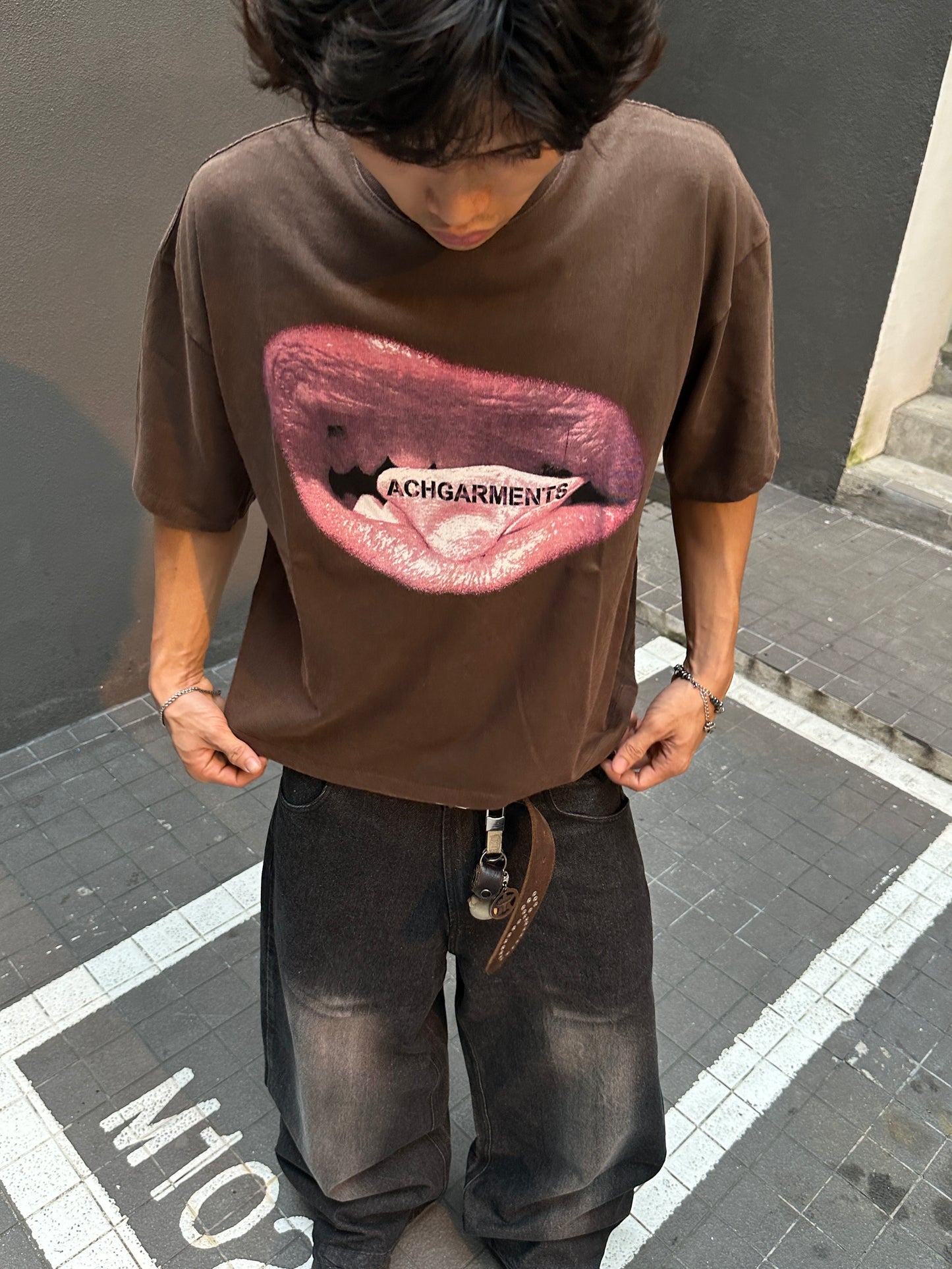 Hoodie zipper & Tee brown Lips