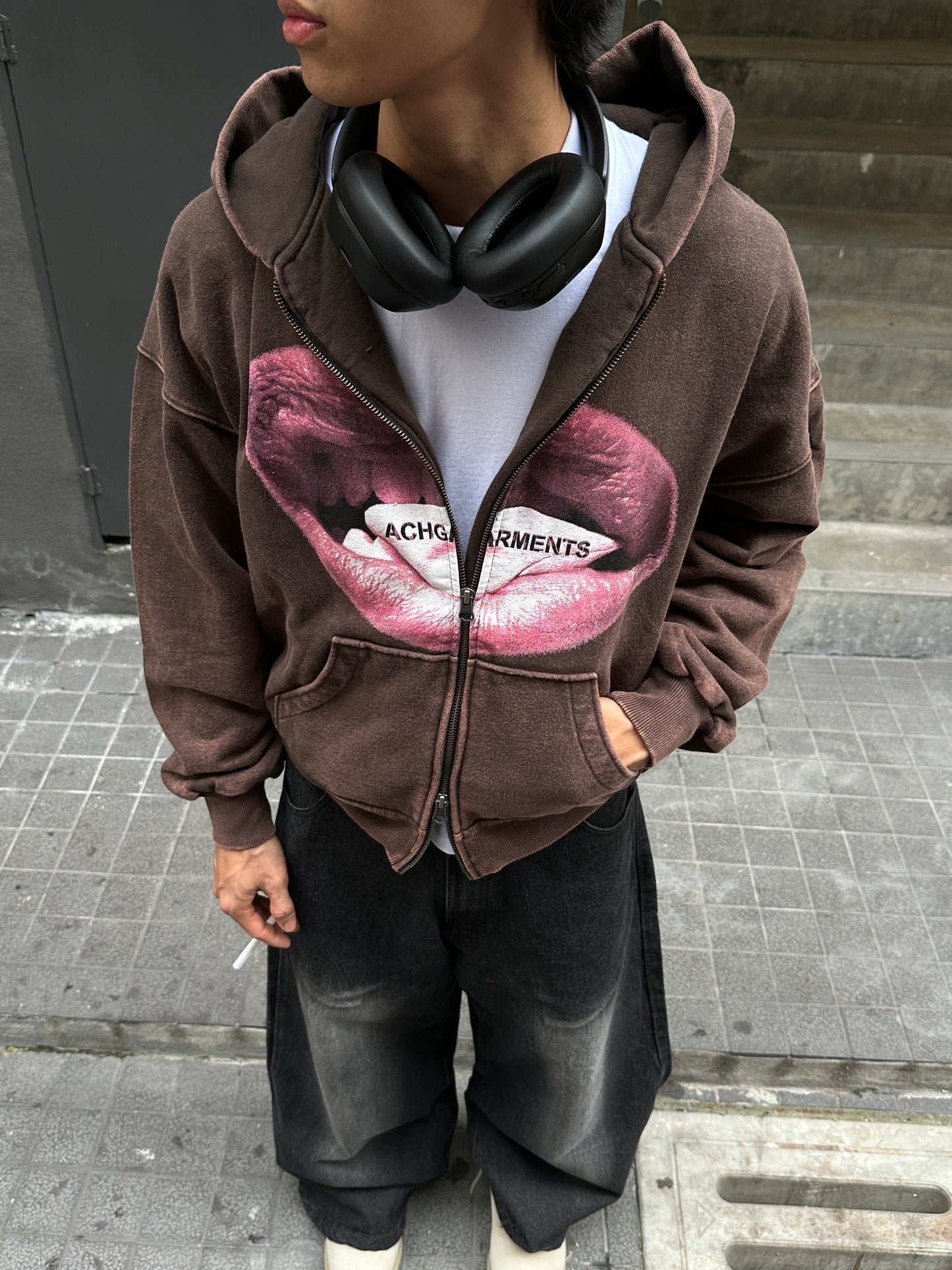Hoodie zipper & Tee brown Lips