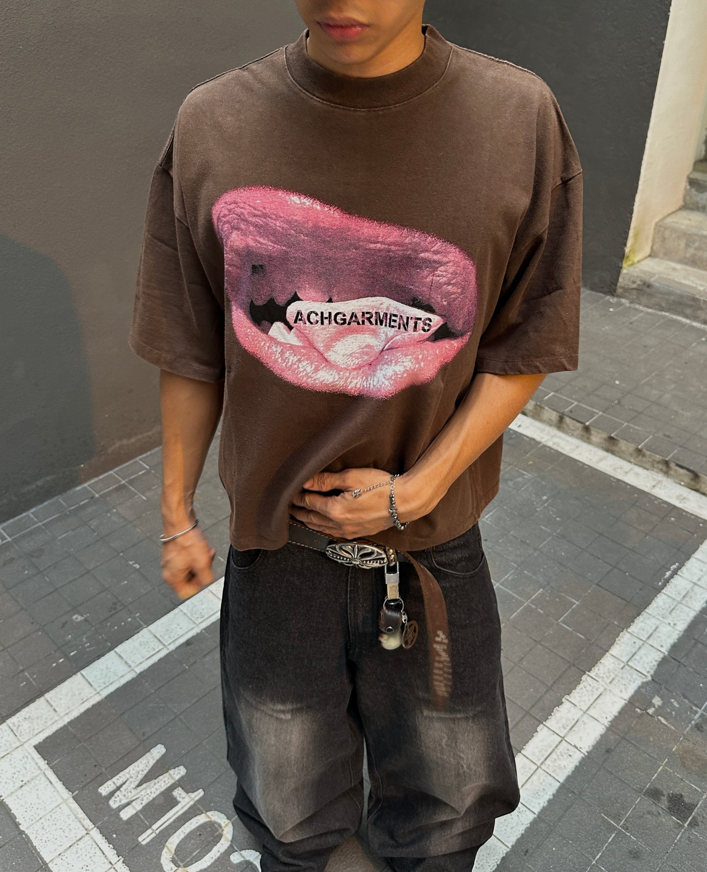 Hoodie zipper & Tee brown Lips